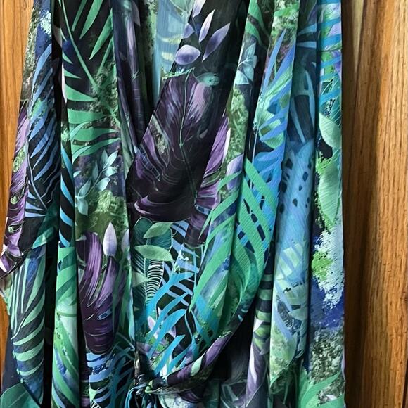 Marc Bouwers Woven Sleeveless Drape self-tie wrap top with removable tank - Picture 4 of 9